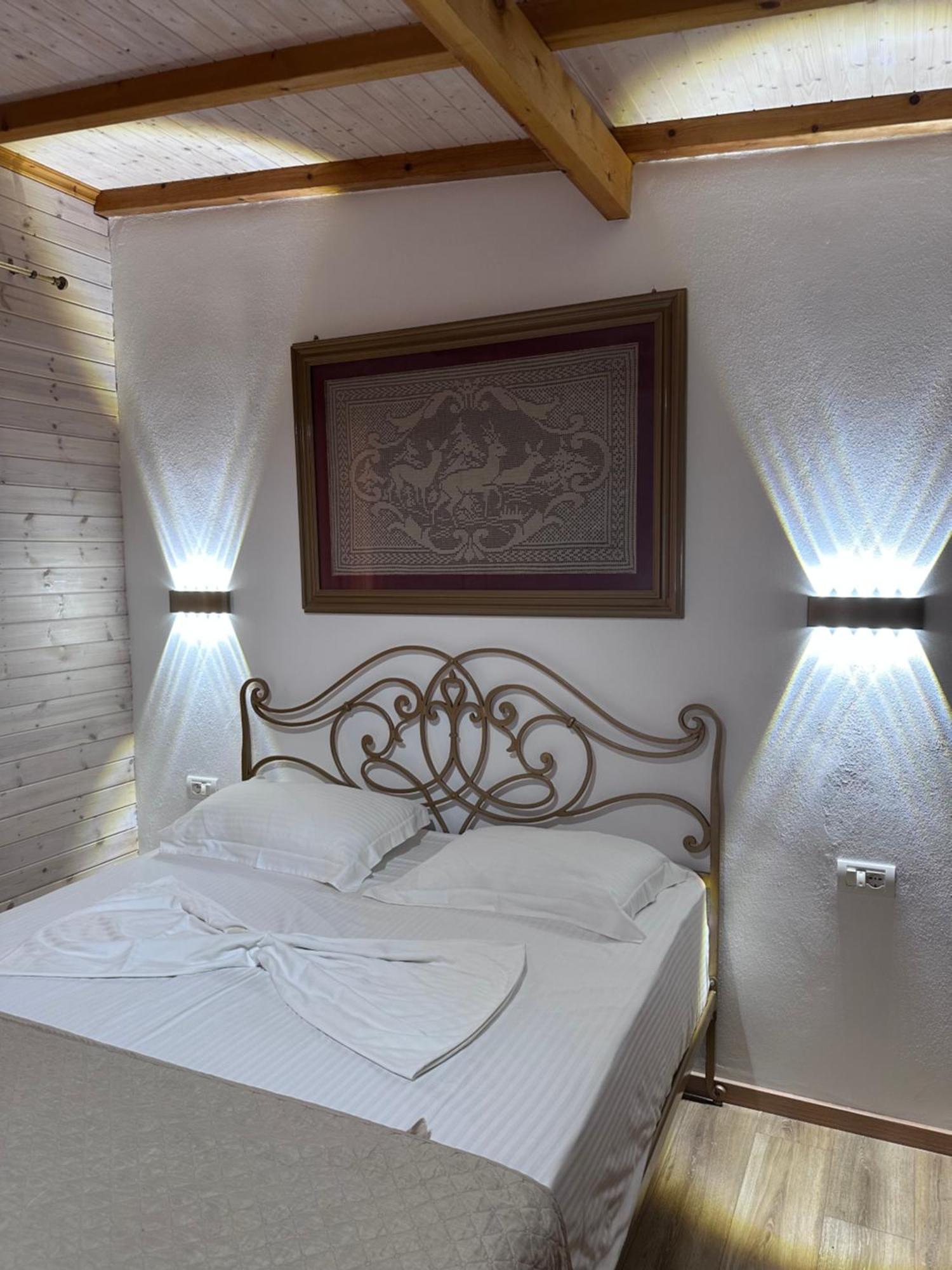 Nashos Bungalows Himare Fshat Dış mekan fotoğraf