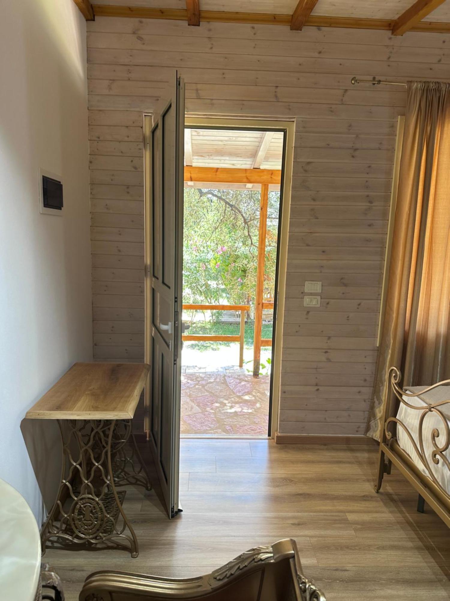 Nashos Bungalows Himare Fshat Dış mekan fotoğraf